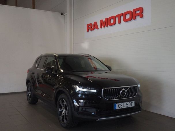 Volvo XC40 D3 AWD Inscription 110 kW image number 2