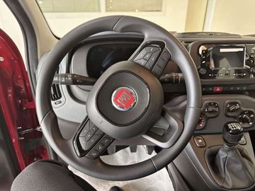 Car image 12