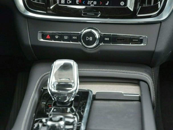 Volvo V90 B4 145 kW image number 12