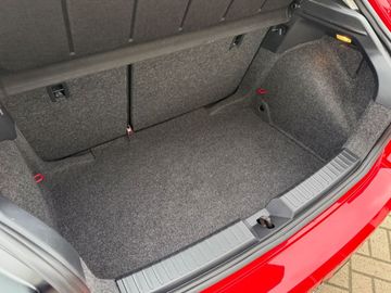 Car image 23