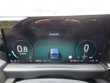 Car image 38