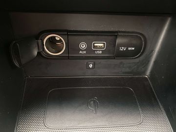 Car image 30