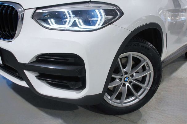 BMW X3 xDrive20d 140 kW image number 30