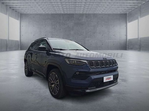 Jeep Compass 1.5 T4 e-Hybrid Summit 96 kW image number 3