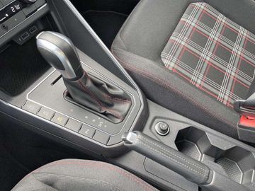 Car image 37