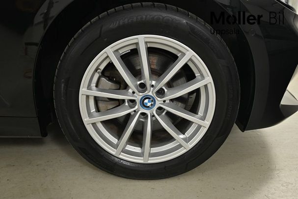 BMW 330 Touring xDrive 185 kW image number 8