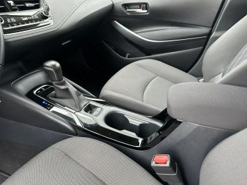 Car image 31