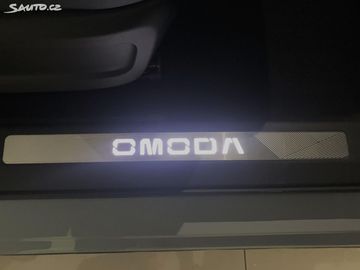 Car image 29