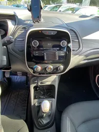 Car image 34