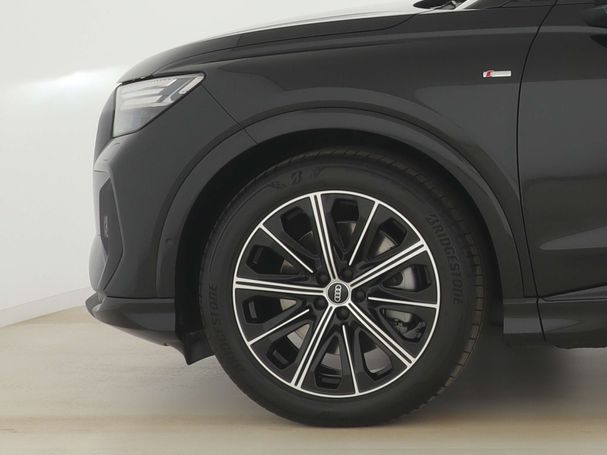 Audi Q4 40| e-tron S-line 150 kW image number 29