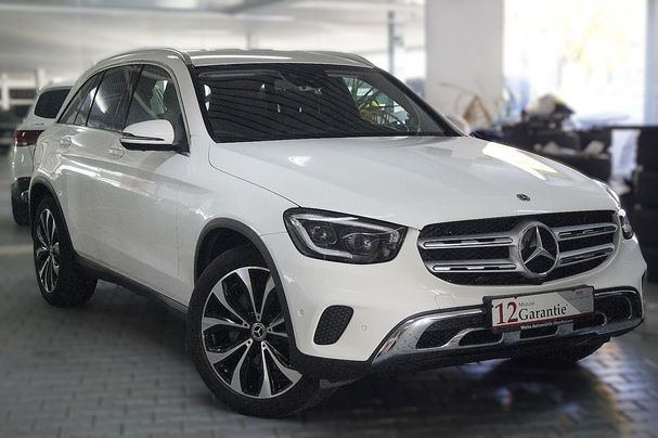 Mercedes-Benz GLC 300 190 kW image number 2