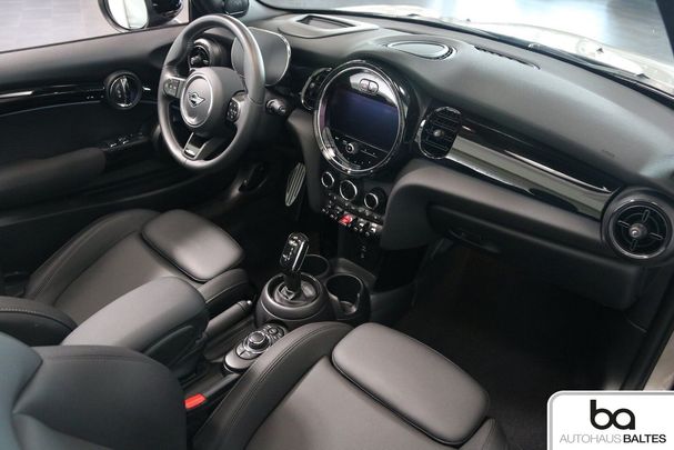 Mini Cooper S Cabrio JCW Trim 131 kW image number 9