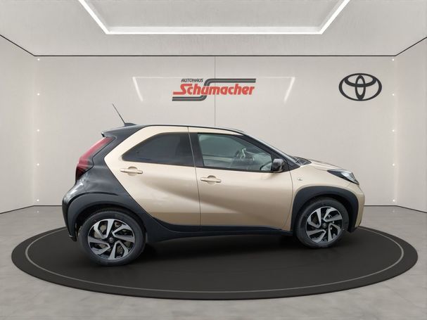 Toyota Aygo X 53 kW image number 2