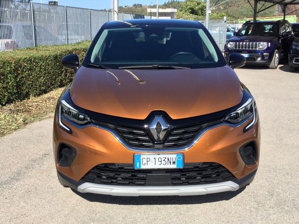 Renault Captur 140 103 kW image number 2