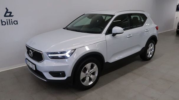 Volvo XC40 T3 Momentum 120 kW image number 1