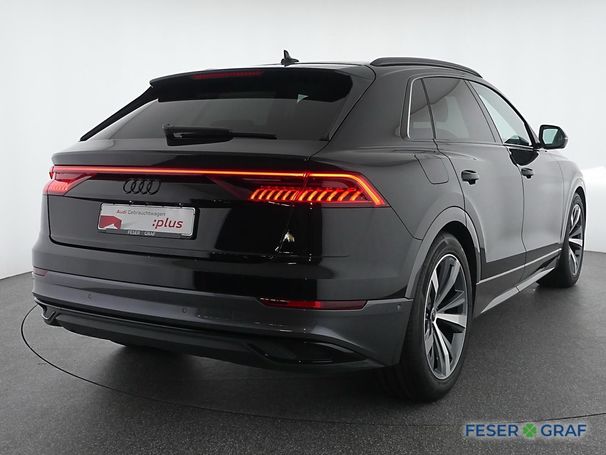 Audi Q8 55 TFSI 250 kW image number 2