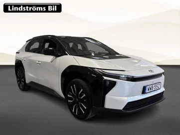 Car image 2