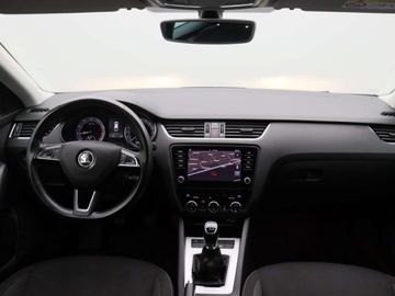 Car image 30