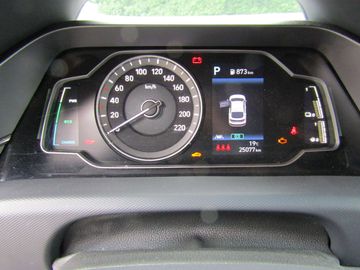 Car image 11