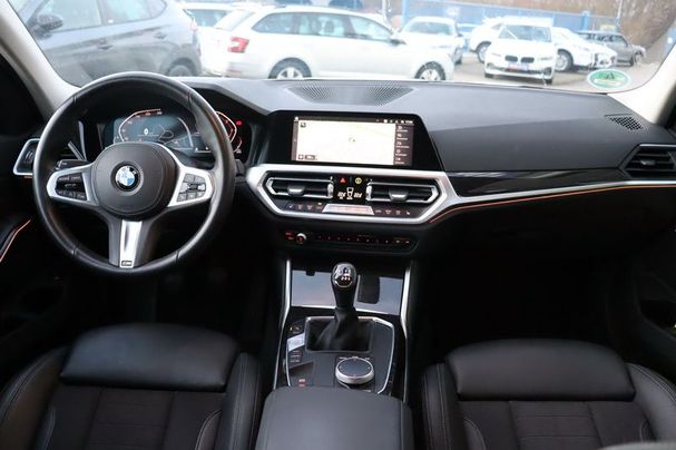 BMW 318d Touring 110 kW image number 3