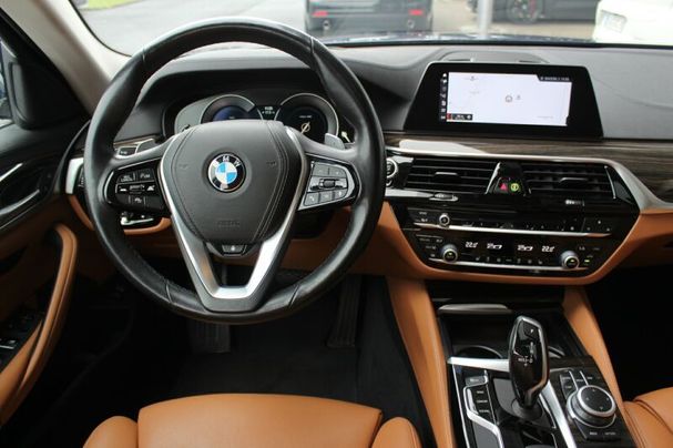 BMW 530i Touring Luxury Line 185 kW image number 5