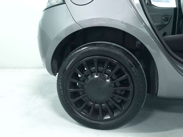 Lancia Ypsilon 51 kW image number 6