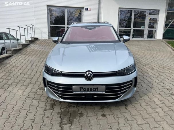 Volkswagen Passat Variant 2.0 TDI Elegance DSG 110 kW image number 10