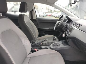 Car image 26