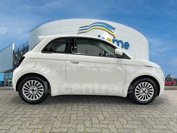 Fiat 500 e 88 kW image number 16