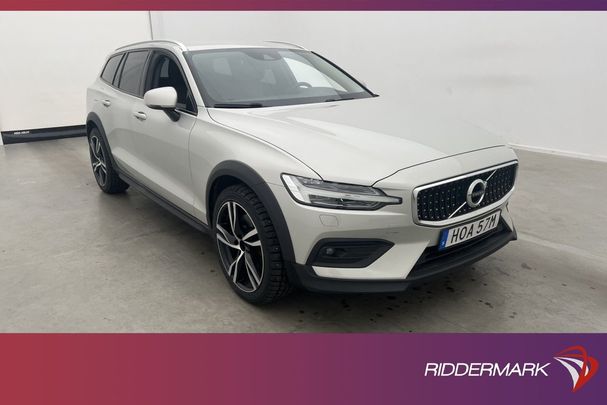 Volvo V60 Cross Country AWD B5 185 kW image number 2