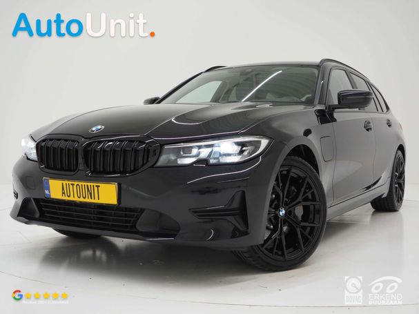 BMW 330 e Touring M 215 kW image number 1