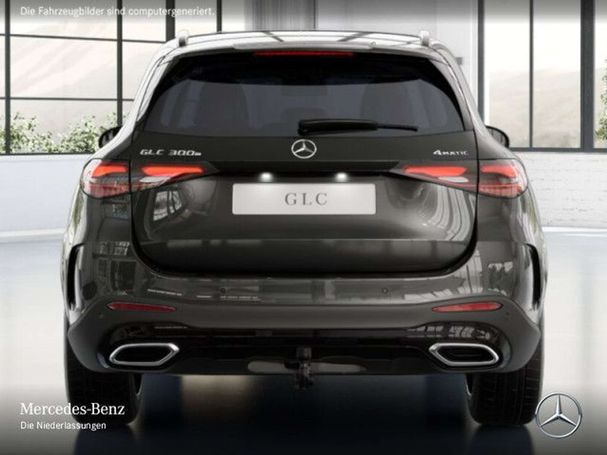 Mercedes-Benz GLC 300 e AMG 230 kW image number 9