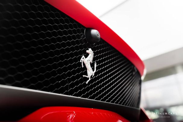 Ferrari 812 Superfast 588 kW image number 21