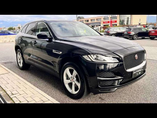 Jaguar F-Pace AWD Pure 132 kW image number 9