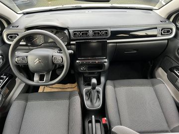 Car image 17