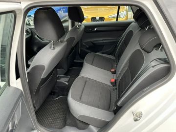 Car image 31