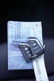 Car image 38