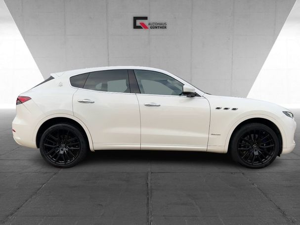 Maserati Levante S Q4 GranLusso 316 kW image number 2