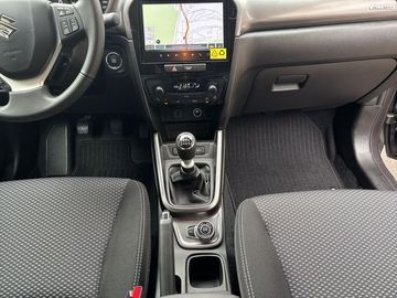 Car image 9