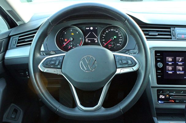 Volkswagen Passat Variant 2.0 TDI Conceptline DSG 90 kW image number 12