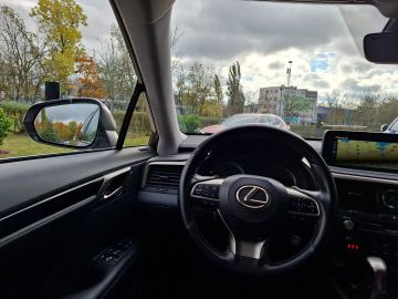 Car image 29