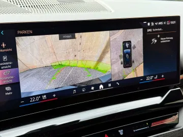 Car image 39