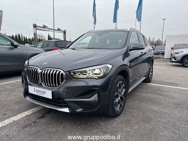 BMW X1 sDrive18i xLine 103 kW image number 1