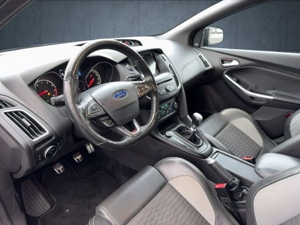 Ford Focus 2.0 EcoBoost ST 184 kW image number 8