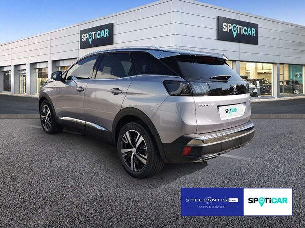 Peugeot 3008 1.2 Hybrid 136 GT 100 kW image number 4