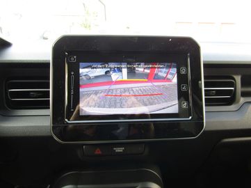 Car image 12