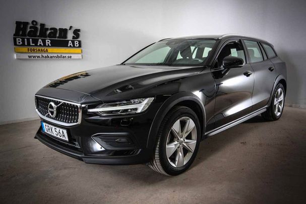 Volvo V60 Cross Country D4 AWD Momentum 140 kW image number 1