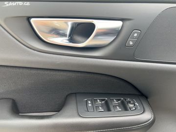 Car image 37