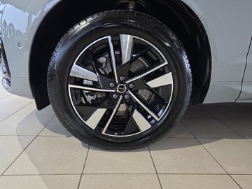 Car image 36