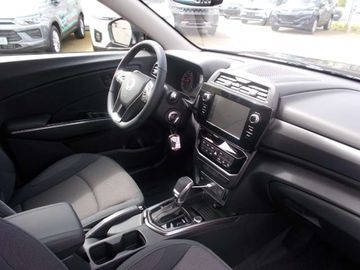 Car image 30